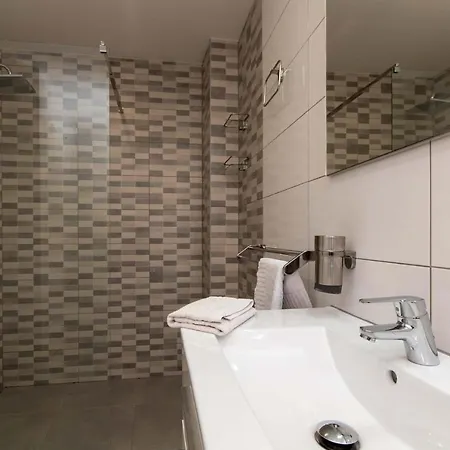 El Beril 14 - Two Bed Apartment *